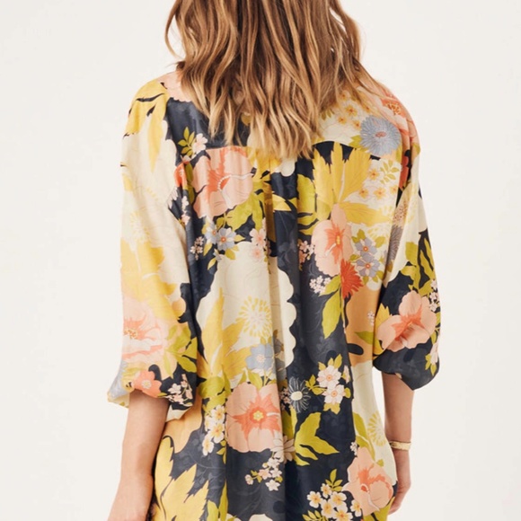 Spell and the Gypsy Collective Tyler Shirt Large SOLD OUT!!!!!! - Picture 4 of 5